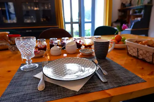 bretagne-unterkunft-frühstück