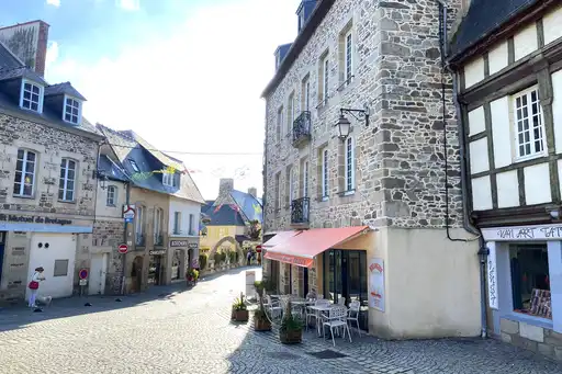 bretagne-unterkunft-dorf