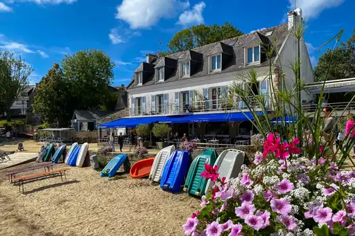 bretagne-landschaft-boote