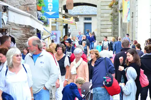 bretagne-menschen-tourismus