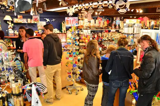 bretagne-menschen-tourismus