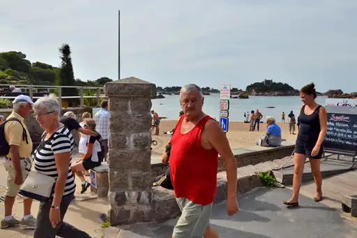 bretagne-menschen-tourismus