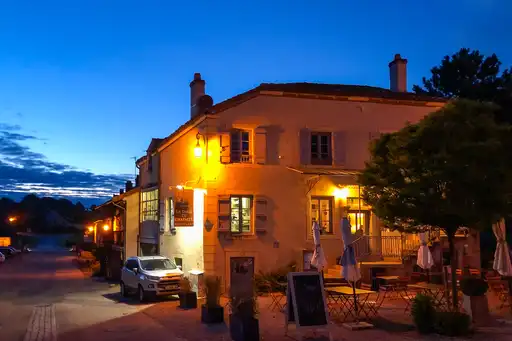 burgund-landschaft-abend
