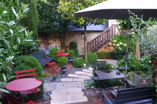 Hoteltipp-Nordfrankreich-Cour Catherine-Garten