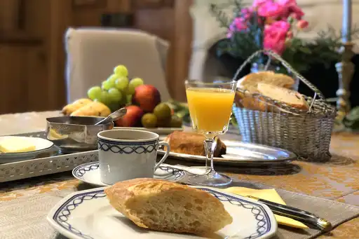 loire-unterkunft-frühstück