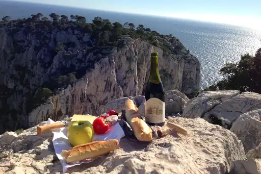 provence-landschaft-picknick