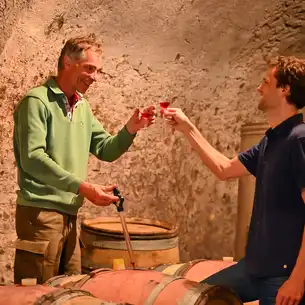 burgund-menschen-wein