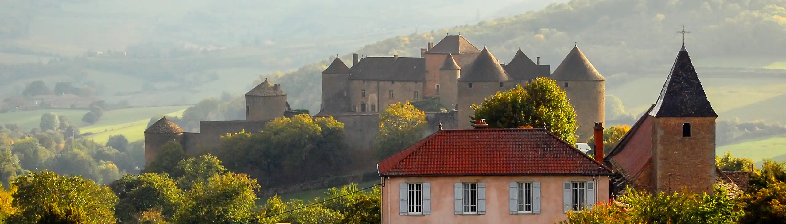 burgund-landschaft-dorf