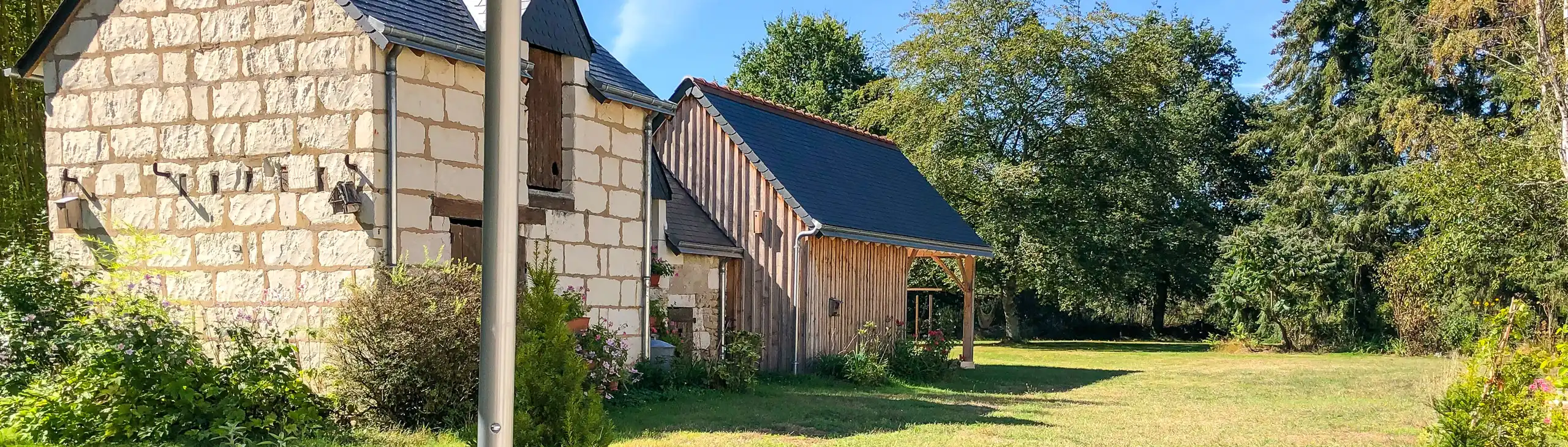 loire-unterkünfte-garten-sommer