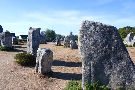 bretagne-sehenswürdigkeiten-menhire