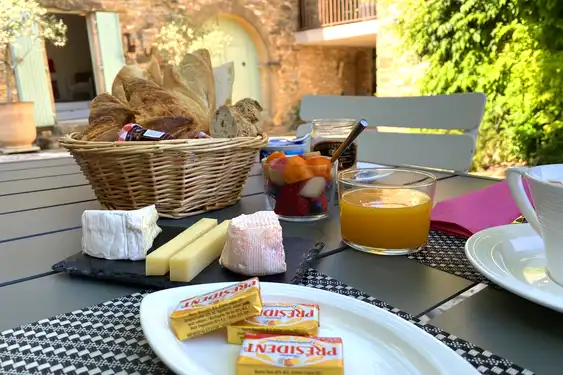 provence-unterkunft-frühstück