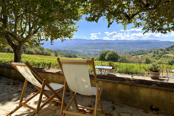 Provence-Urlaub-Tipp-Liegestuehle