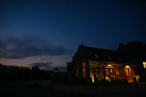 bretagne-landschaft-abend