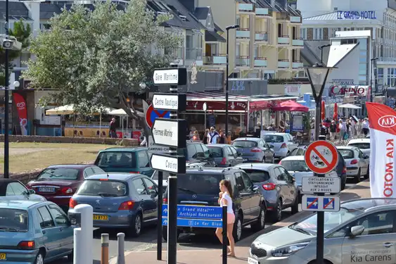 bretagne-menschen-tourismus