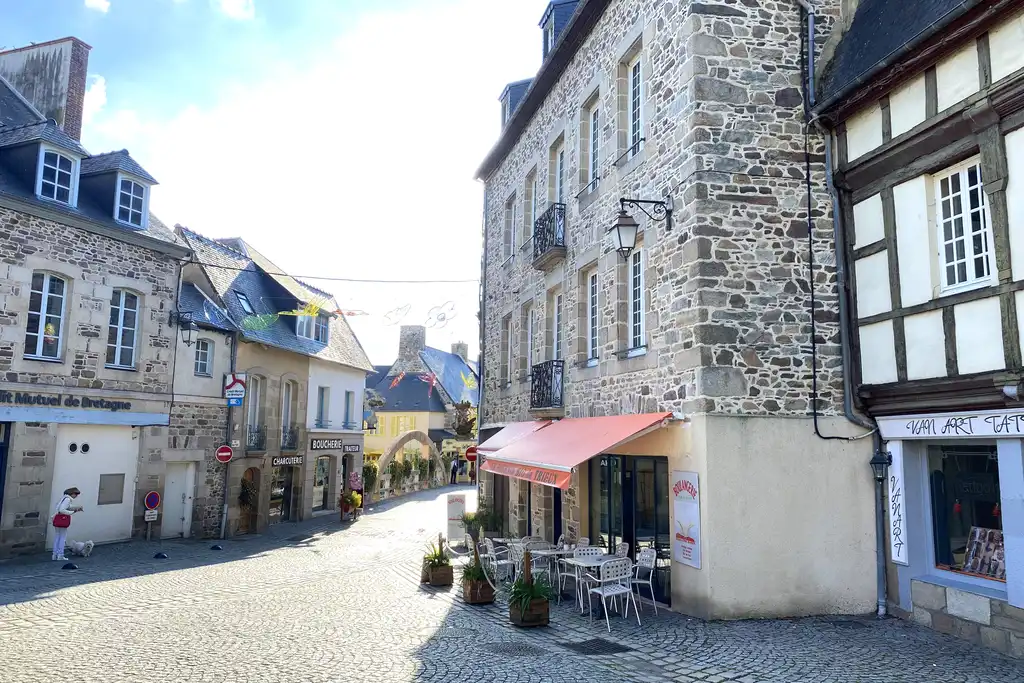 bretagne-unterkunft-dorf