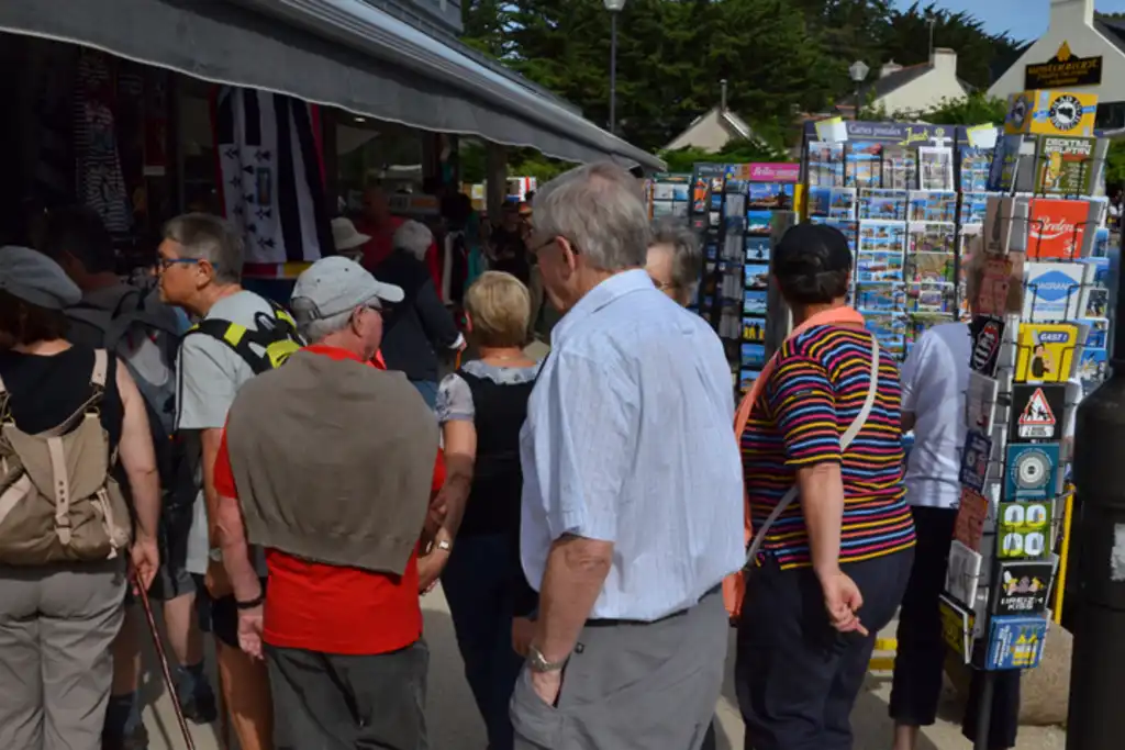 bretagne-menschen-tourismus