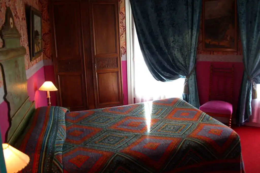Hoteltipp-Paris-Zimmer-Bett