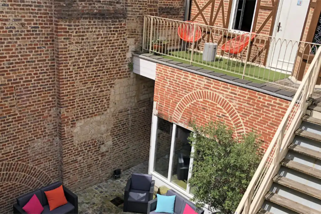 Hoteltipp-Nordfrankreich-Prieure-Innenhof