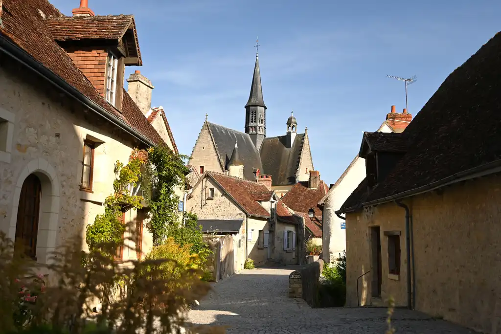 loire-architektur-dorf
