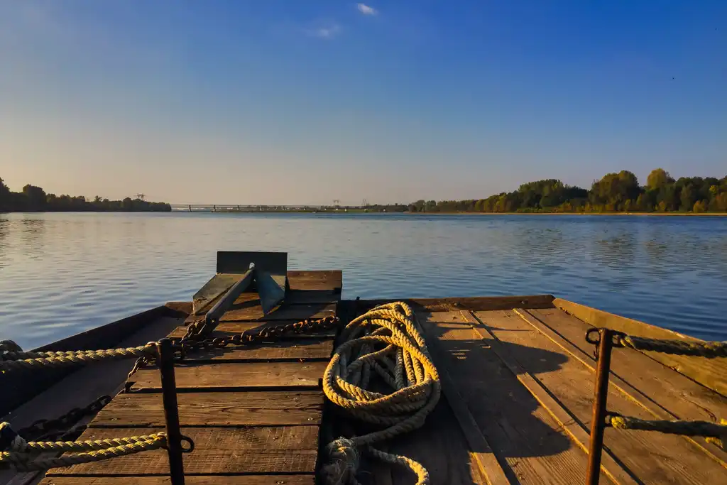 loire-landschaft-bootstour-fluss