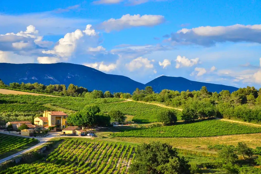 provence-landschaft-ausblick
