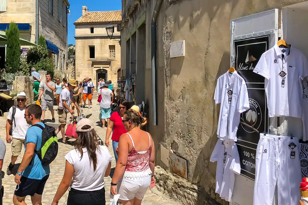 provence-menschen-touristen