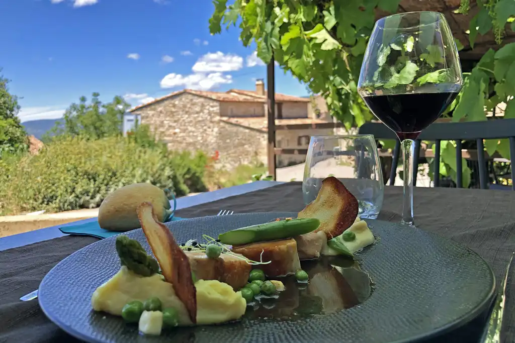 provence-rundreise-restaurant-essen