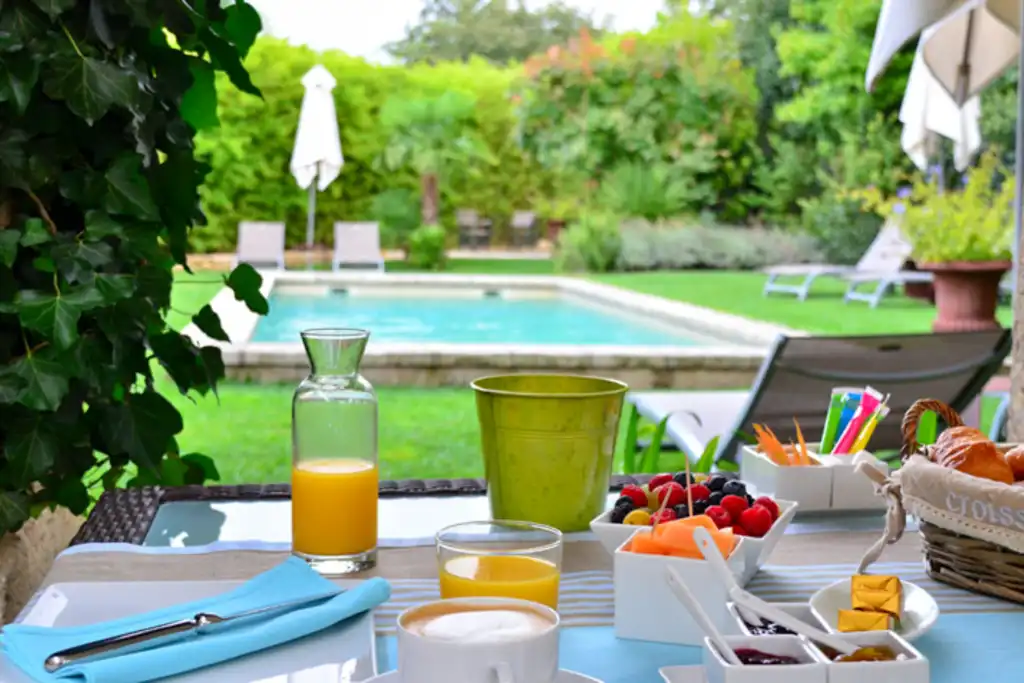 provence-unterkunft-frühstück