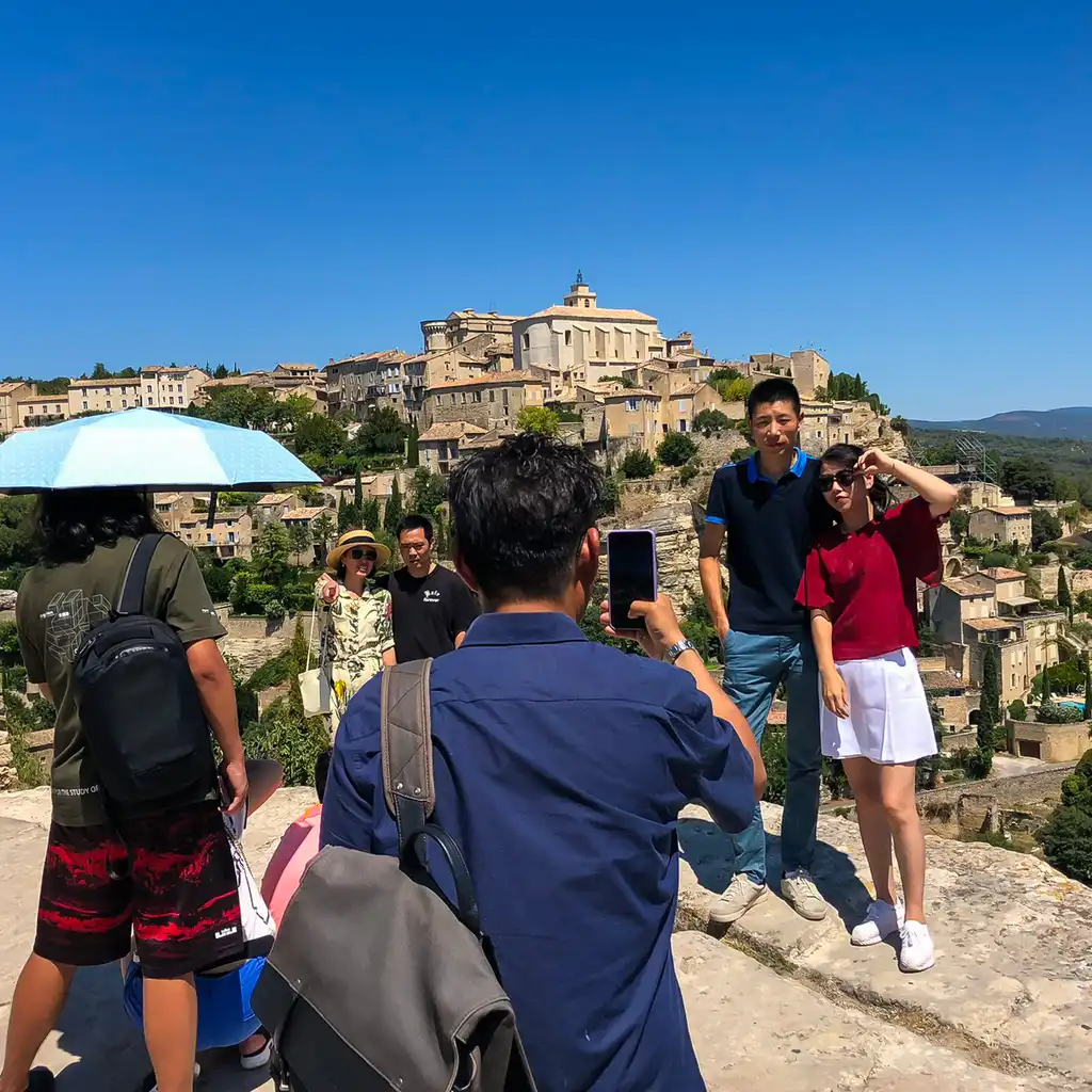 provence-menschen-touristen