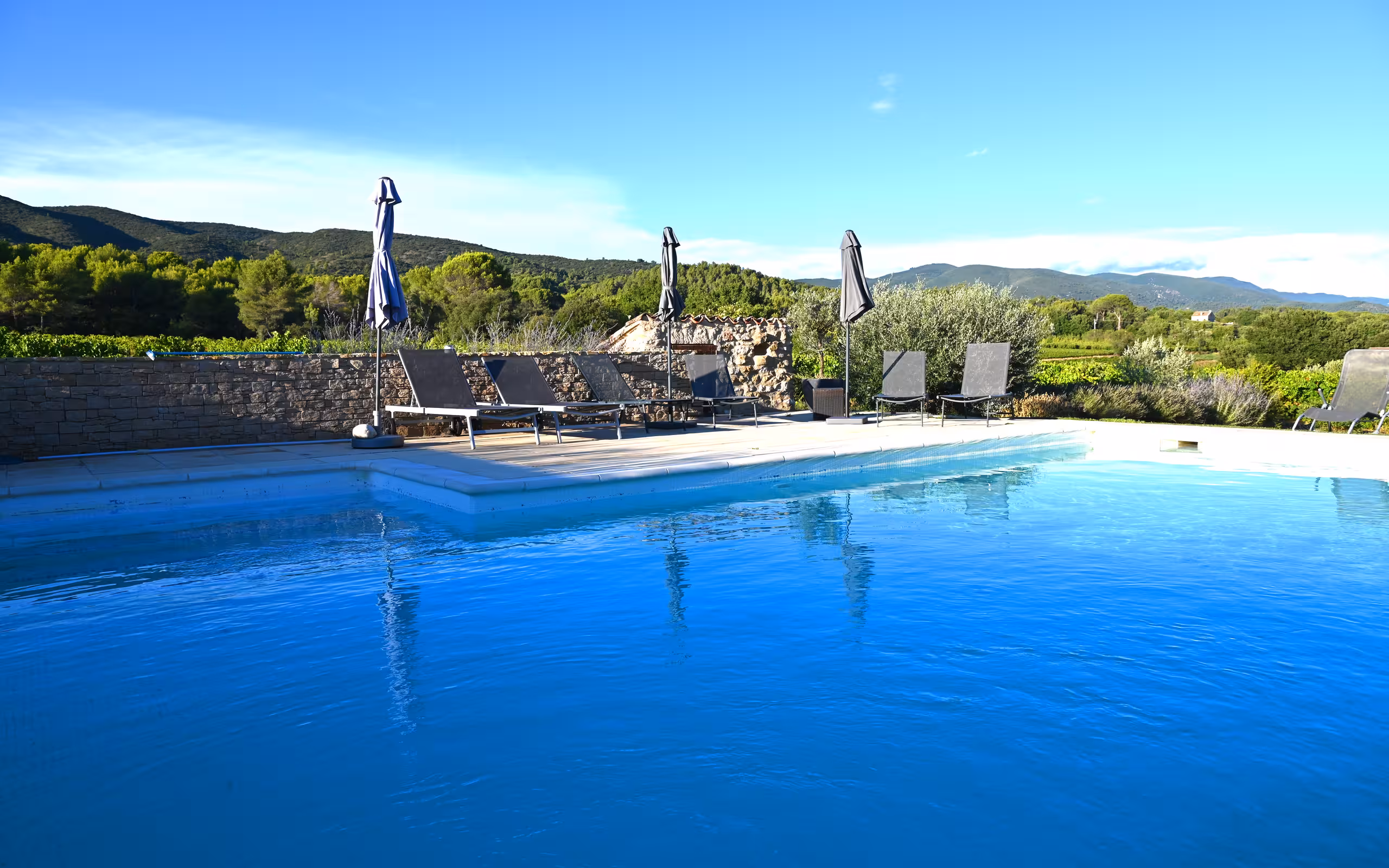 provence-unterkunft-pool