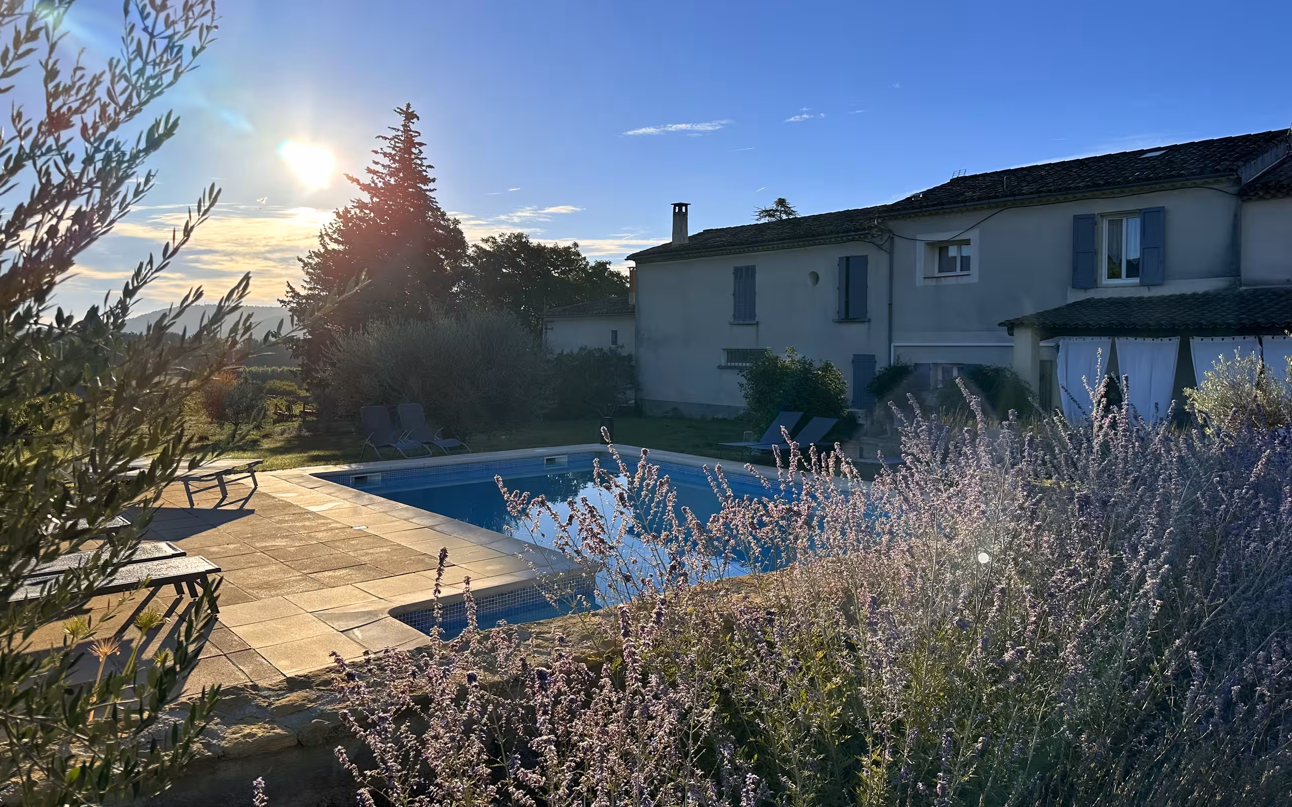 Provence-Urlaub-Tipp-Pool-Haus
