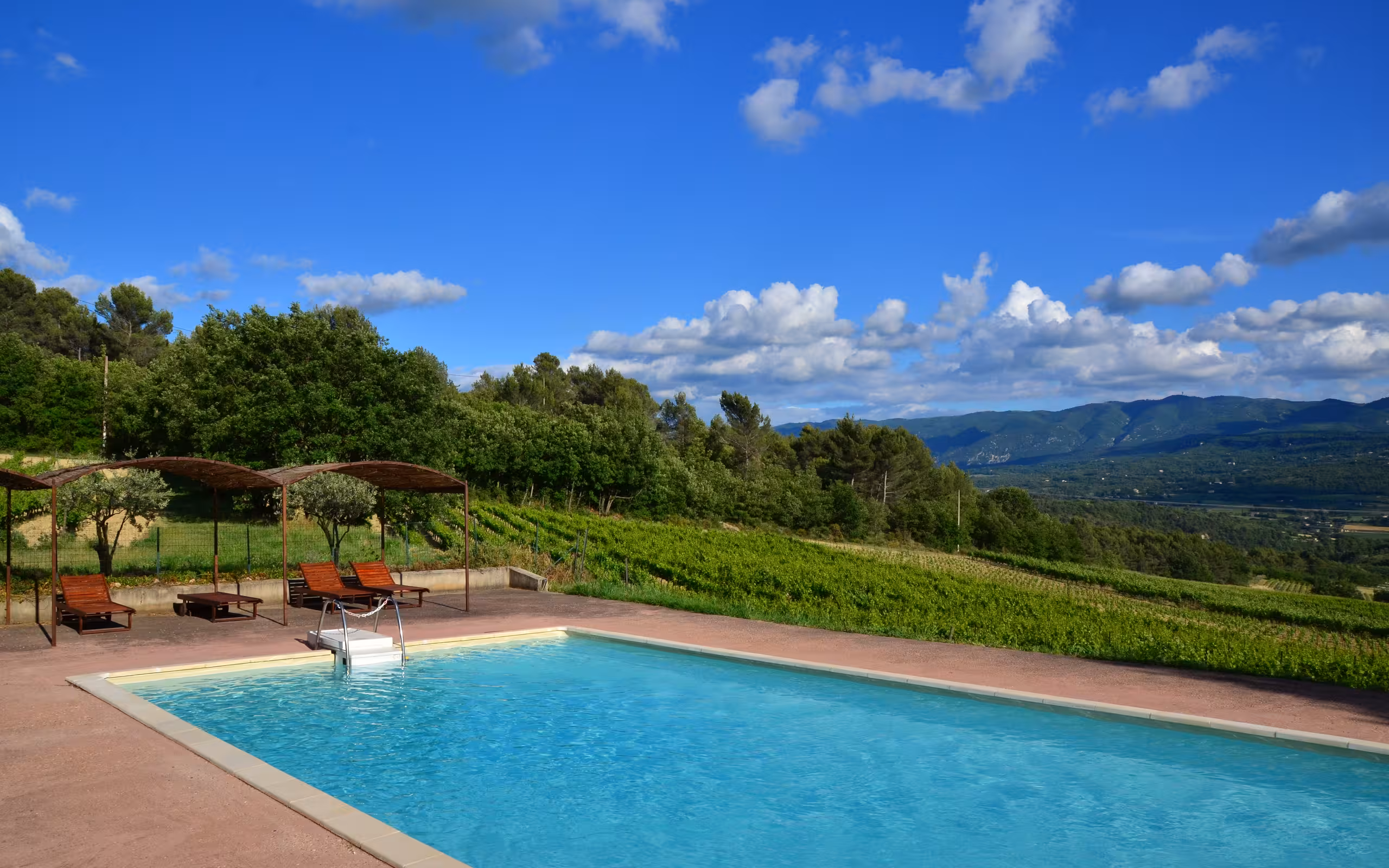 provence-unterkunft-pool