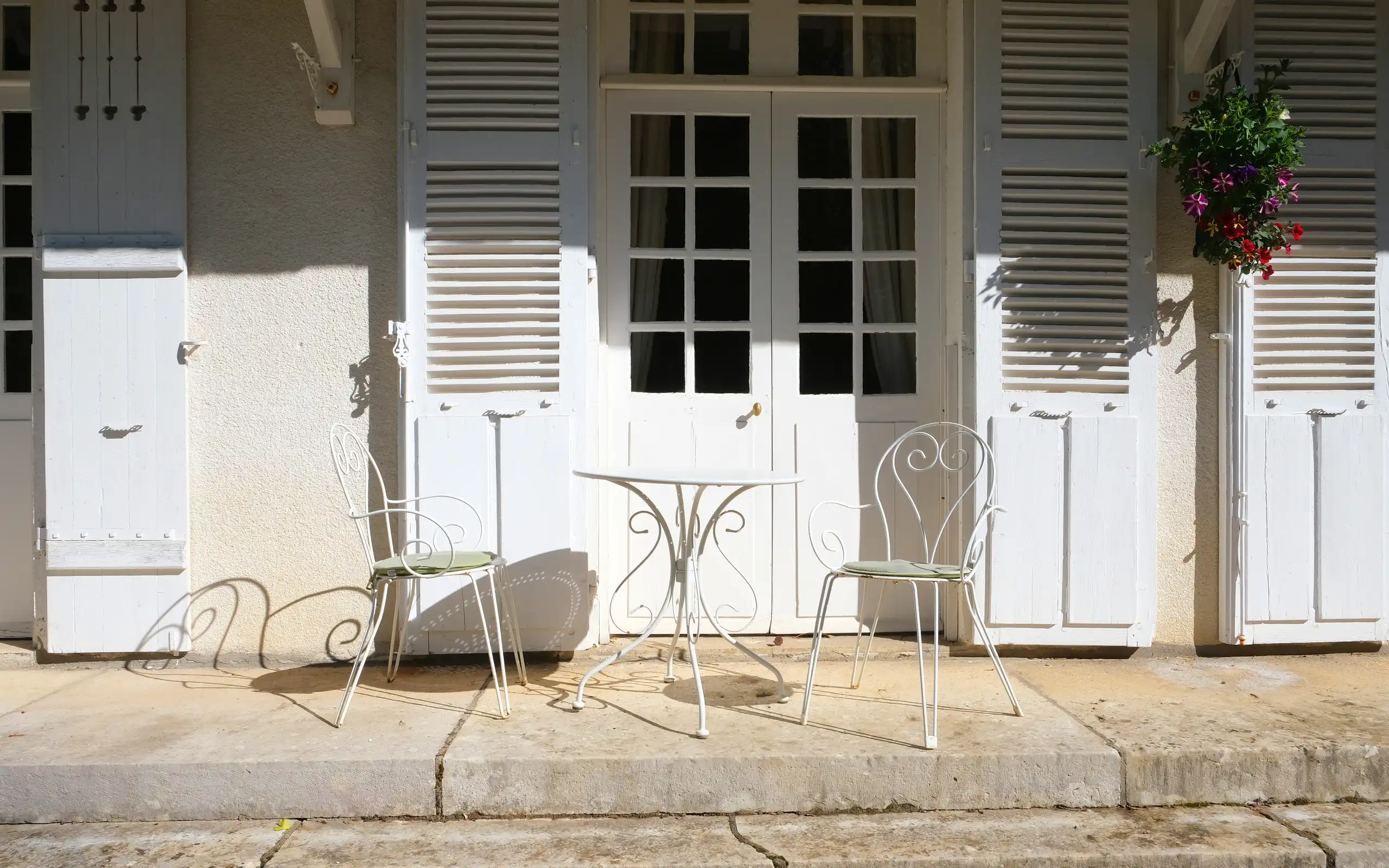 burgund-unterkunft-garten
