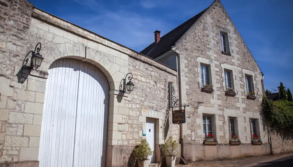 loire unterkunft außen tor