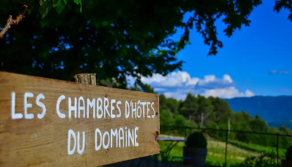 provence-unterkünfte-schild