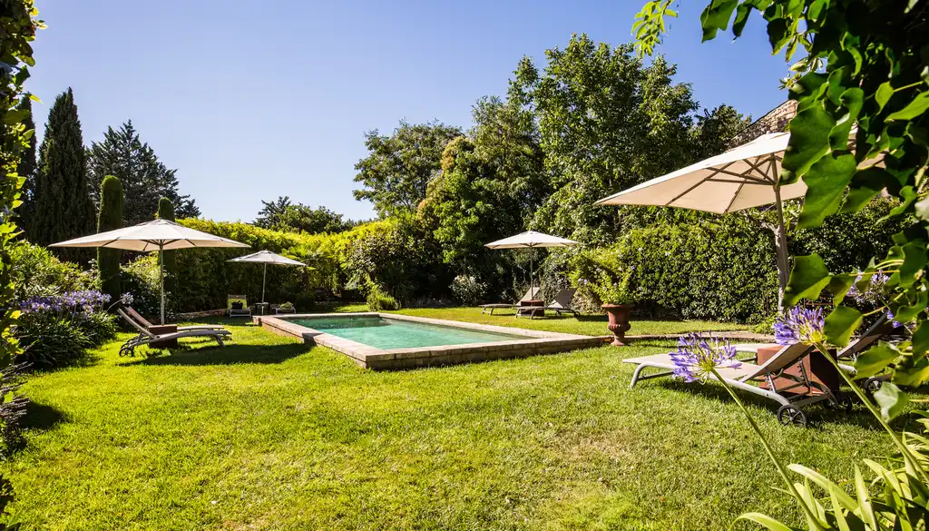 provence-unterkunft-garten